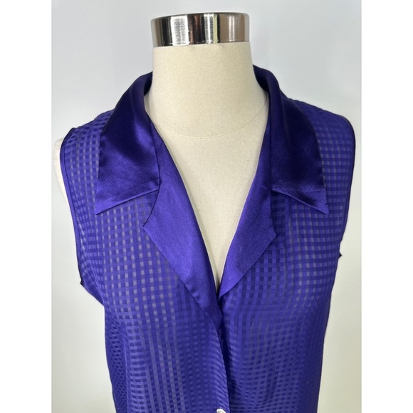 Victorias Secret Sheer Button Down Sleeveless Top - Picture 4 of 9